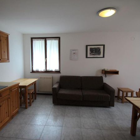 Apartment Lembondel-3 By Interhome Tiarno di Sotto Luaran gambar