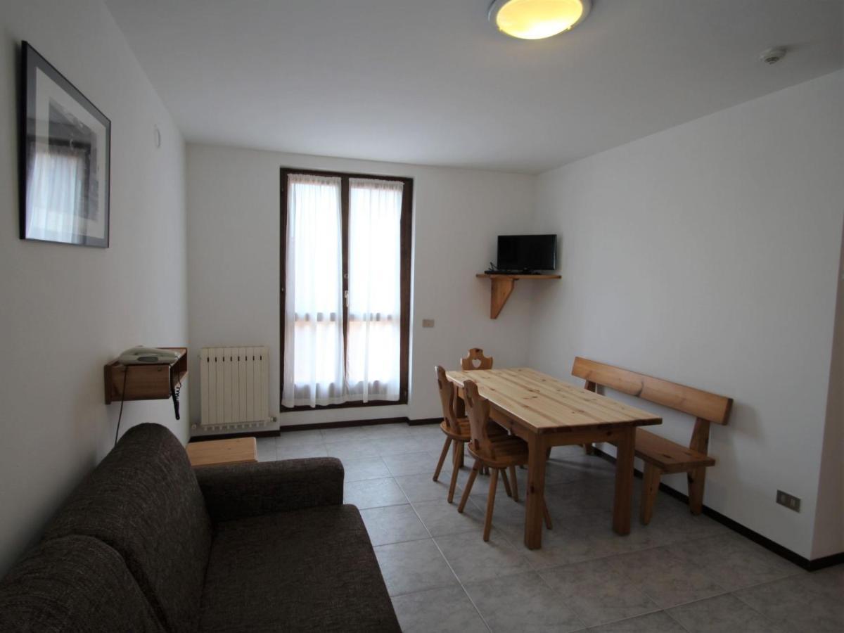 Apartment Lembondel-3 By Interhome Tiarno di Sotto Luaran gambar
